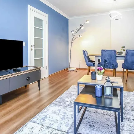 Apartamento Flat With Balcony Close To Viaport Marina Tuzla *